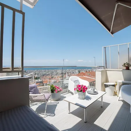 Urban View Apartment